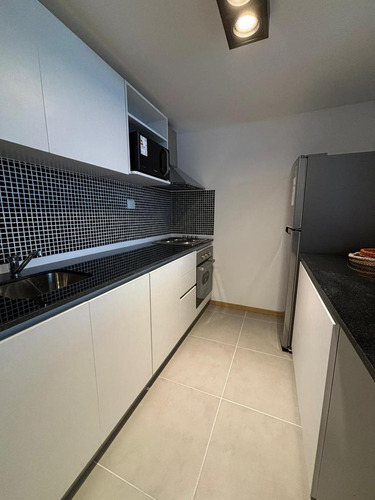 Venta Departamento 3 Ambientes Piso Alto - Caballito