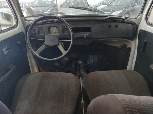Imagem 8 de 10 de Volkswagen Fusca 1300 1.3 8v Gasolina 2p