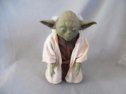 Star Wars Boneco Yoda Falante Hasbro 30 Cm Raridade