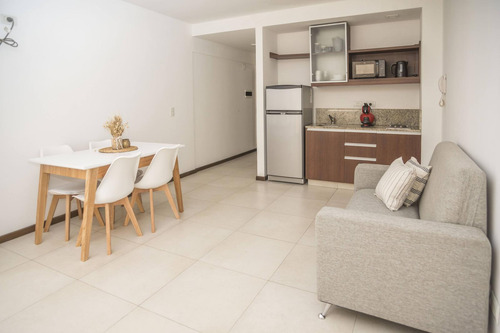 Departamento En Alquiler En Recoleta- Monoambiente- Laundry