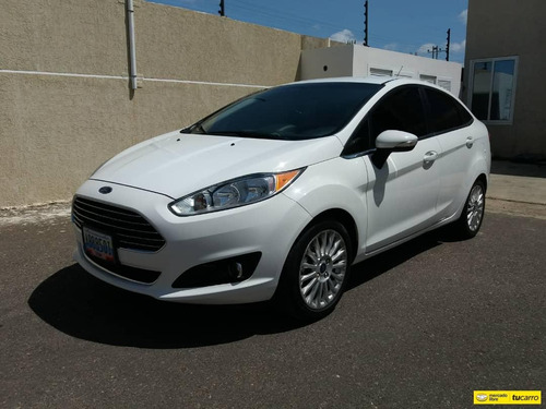 Ford Fiesta Titanium Automático