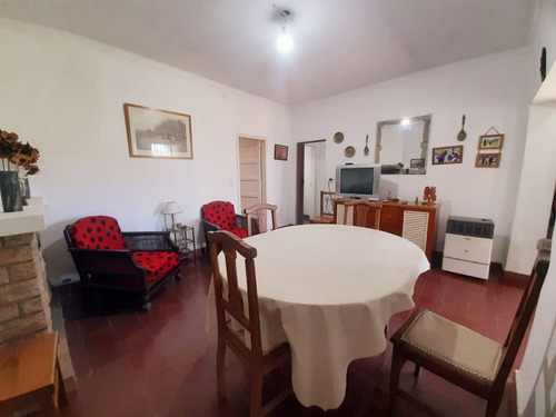Venta Casa 4 Ambientes Y Amplio Parque Copacabana