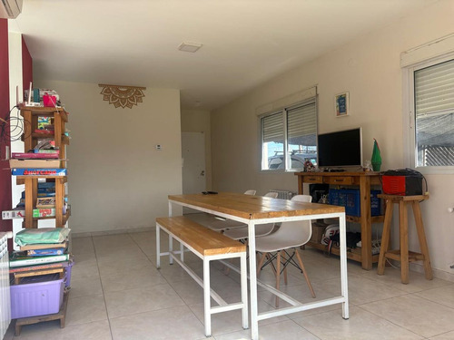 Venta Casa En Cañitas Ll, Con Patio Y Pileta.