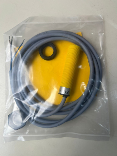 Sensor Capacitivo Turck Bc5-s18-apax 25030