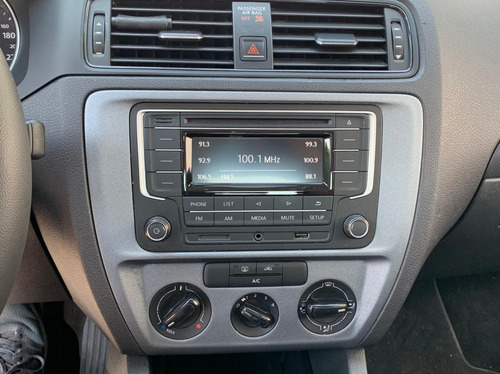 Imagen 11 de 15 de Volkswagen Jetta 2.0 Tiptronic At 2017