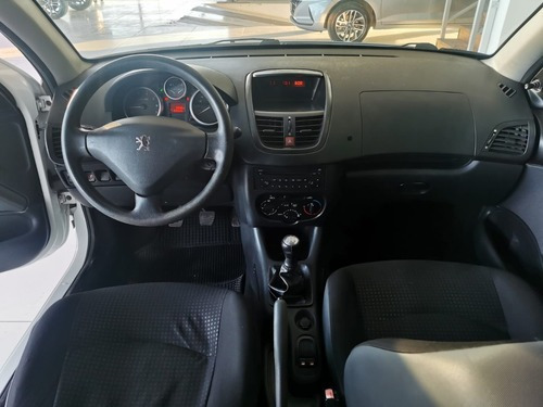 Peugeot 207 Active 1.4 2012
