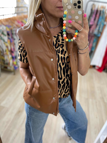 Imagen 4 de 10 de Chaleco Puffer Inflable Ecocuero Mujer The Big Shop