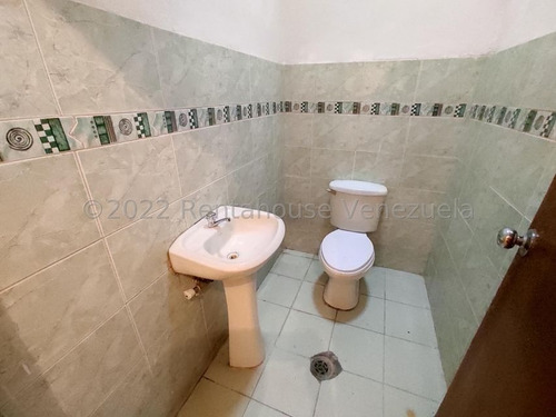 Imagen 11 de 13 de Local En Alquiler Urb. El Centro Maracay #22-24631 Dperez