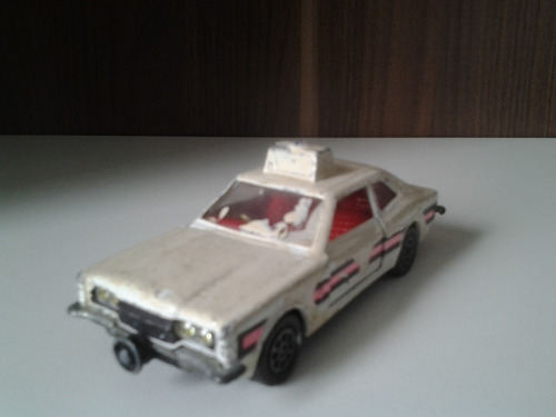 Corgi Toys - Ford Cortina Glx