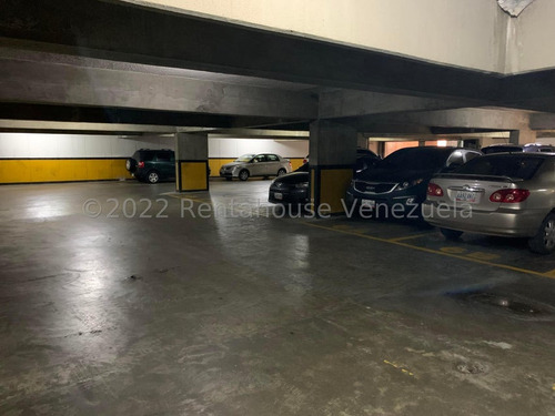 Apartamento En Venta Los Dos Caminos Lp