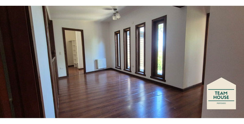 Gran Casa, Condominio Los Aromos