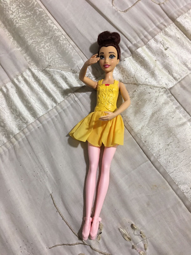 Muñeca Bailarina De La Princesa Bella De Disney - Mattel (Usado)