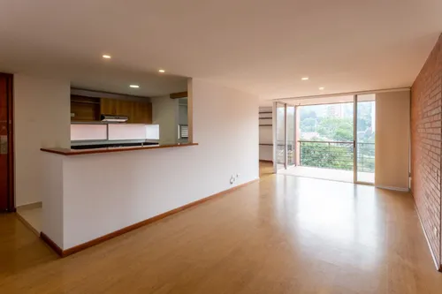 Apartamento En Arriendo En El Tesoro. Cod A20252