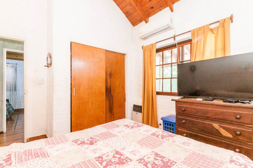 Encantadora Casa En La Martona