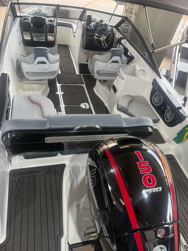 Focker 212 Mercury 150hp