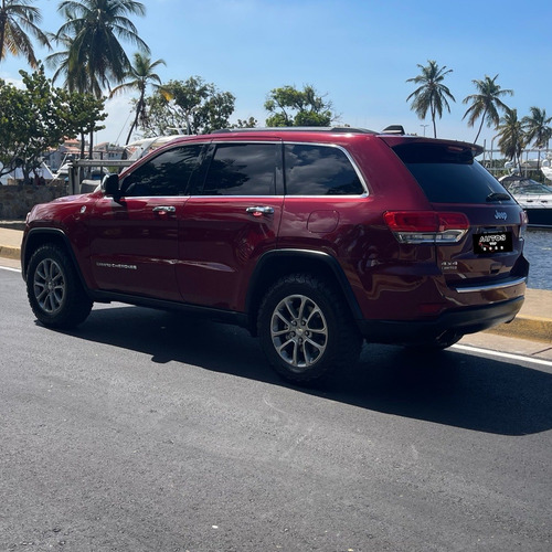 Imagen 4 de 13 de Jeep Grand Cherokee Limited 4g 4x4