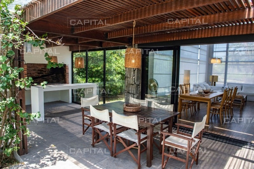 Espectacular Casa De Tres Dormitorios En Alquiler En El Pueblo De Jose Ignacio- Ref: 30338