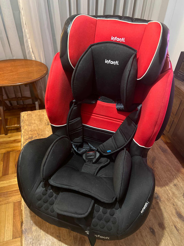 Imagen 2 de 5 de Silla De Auto Para Niños Marca Infanti