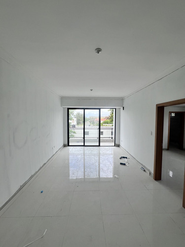 Re Venta En Renacimiento Us$ 180,000