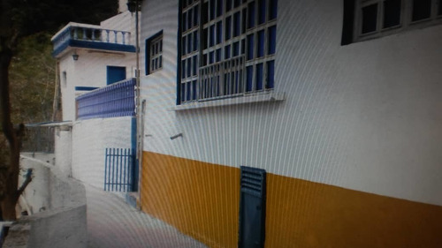Imagen 2 de 14 de Casa Carayaca, La Salina Catia La Mar 0414 1308498
