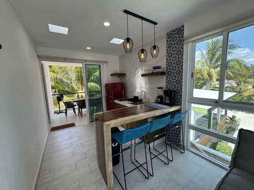 Casa En Venta De Dos Planta A 3 Cuadras Del Mar De Telchac Puerto.