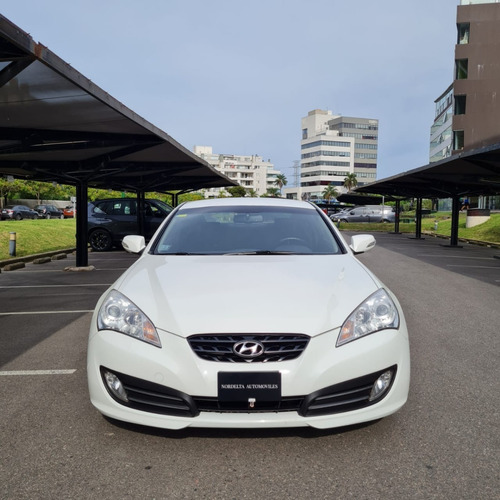 Hyundai Genesis 2.0 Coupe T 210cv Mt