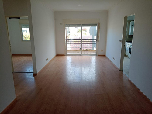 Imagen 3 de 11 de Departamento - La Lucila-vias/maipu