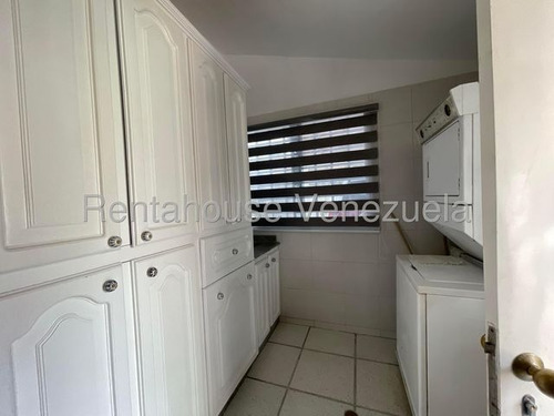 En Alquiler Casa En Urb El Castaño #25-14338 Rm