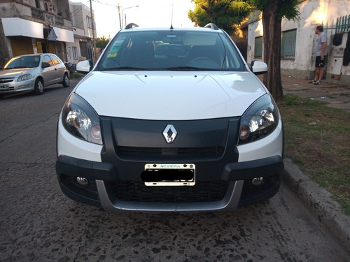 Renault Sandero Stepway 1.6 Confort 105cv 2015. Con Gnc