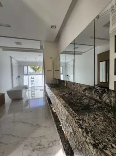 Venta De Casa De Lujo Con Ascensor En Llanogrande, Sector Cabeceras