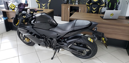 Honda - Cbr 600f Abs