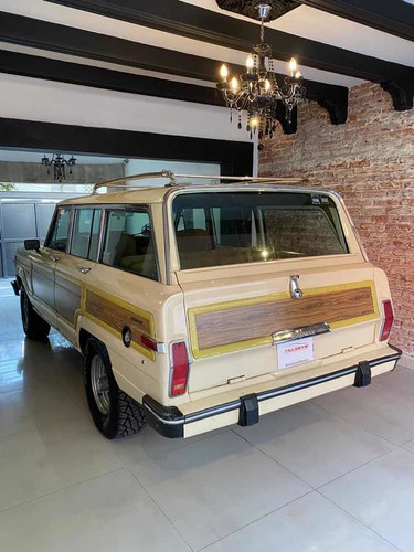 Jeep Wagoneer Doble Tracción