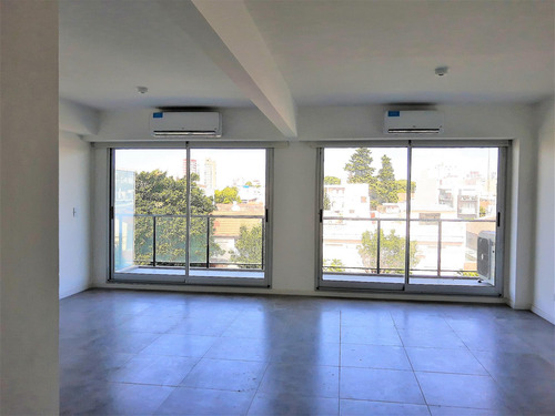 Imagen 3 de 23 de Departamento 2 Ambientes Y Medio Con Balcon