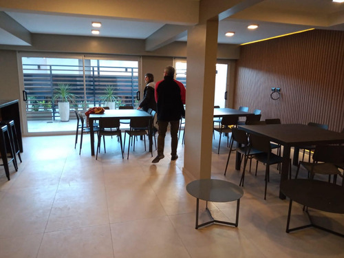 Departamento Monoambiente En Alquiler En Wilde Centro Pileta