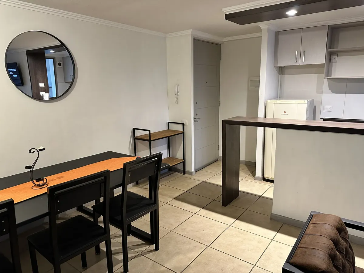 Imagen 2 de 16 de Depto Amoblado 3d/2b - 80 M2- 2 Estac. Bodega. Gc Incluidos
