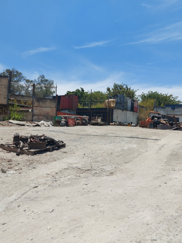 Terreno De 6.400 Mts Plano Uso Comercial