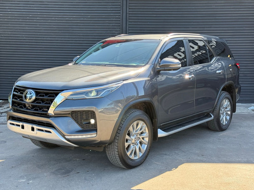 Toyota Hilux SW4 2.8 Srx 177cv 4x4 7as At