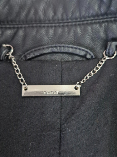 Campera Tucci Jazmin Negra (Usado)
