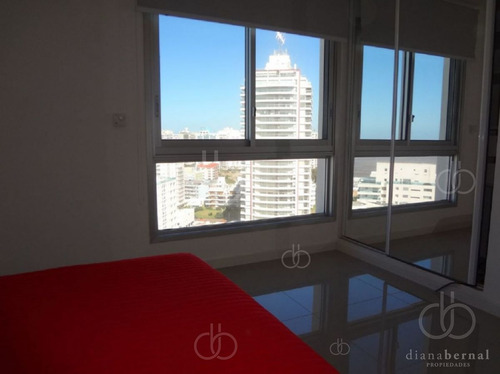 Imagen 12 de 27 de Apartamento En Brava, 3 Dormitorios