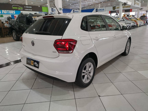 Imagem 7 de 10 de Volkswagen Polo 1.6 Msi Total Flex Manual