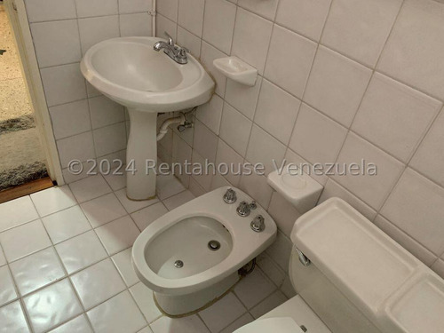 Apartamento En Venta Urb. Los Palos Grandes. Cód. #26-187