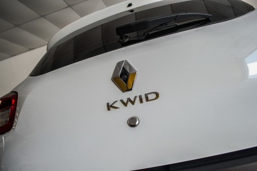 Imagen 9 de 25 de Renault Kwid 2019 1.0 Sce 66cv Outsider Ae022 Nv