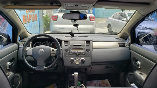 Nissan Tiida 1.8 Sl Flex Aut. 5p 2010