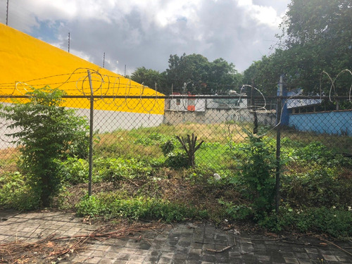 Imagen 10 de 13 de Se Vende Terreno Comercial | Excelente Ubicacion | Zona Industrial