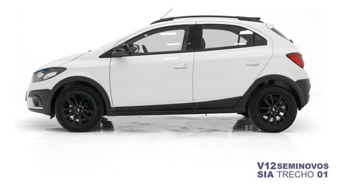 Chevrolet Onix 1.4 MPFI ACTIV 8V FLEX 4P AUTOMÁTICO