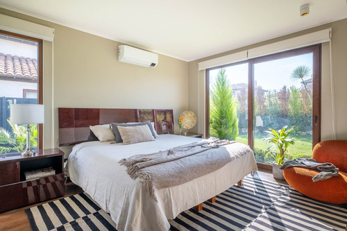 Condominio Los Robles: Hogar Ideal En Piedra Roja
