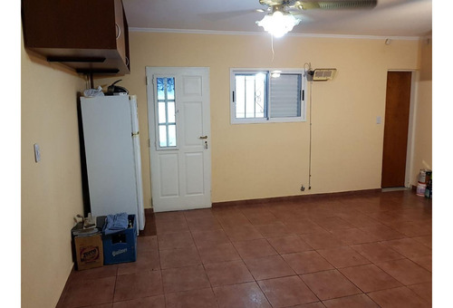 Venta Casa + Depto. Merlo Apto Credito. Calle Mitre Al 2000