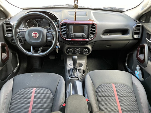 Imagem 7 de 18 de Fiat Toro 1.8 16v Evo Freedom