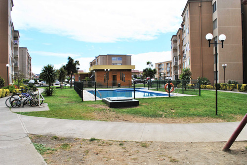 Nou // Soleado Departamento En Condominio (104088)