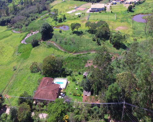 Chácara A Venda Próximo Ao Centro De Piracaia - Sp - Ch00058 - 69193051